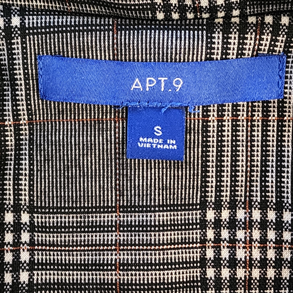 🎊Apt. 9 Classic Checkered Blazer Size Small🎊 - Picture 3 of 6